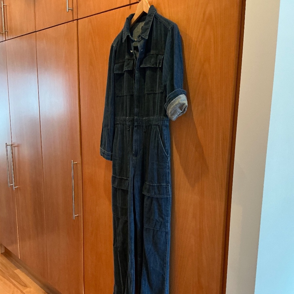 Gap denim cargo jumpsuit in indigo blue